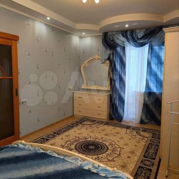 Сдается 2-х комнатная квартира, 80 м²