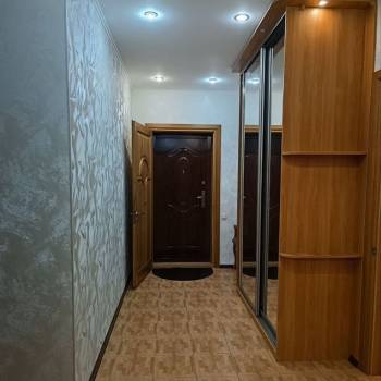 Сдается 2-х комнатная квартира, 80 м²