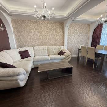 Продается Многокомнатная квартира, 100,3 м²