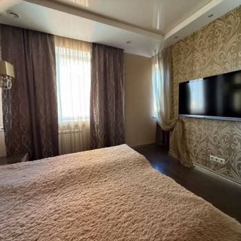 Продается Многокомнатная квартира, 100,3 м²