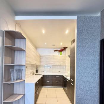 Сдается Многокомнатная квартира, 103 м²