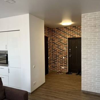 Сдается 1-комнатная квартира, 42 м²