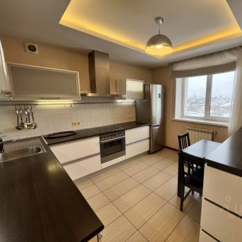 Сдается 2-х комнатная квартира, 58 м²