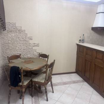 Сдается 1-комнатная квартира, 58 м²