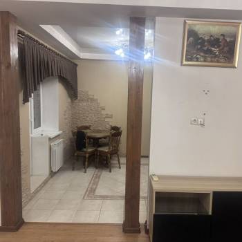 Сдается 1-комнатная квартира, 58 м²