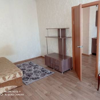 Сдается 1-комнатная квартира, 38 м²