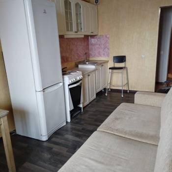 Сдается 1-комнатная квартира, 42 м²