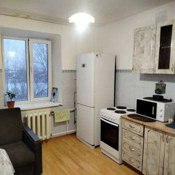 Сдается 1-комнатная квартира, 37 м²