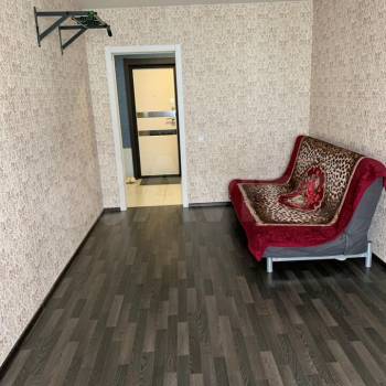 Сдается 1-комнатная квартира, 42 м²