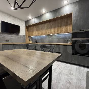 Продается 3-х комнатная квартира, 100 м²