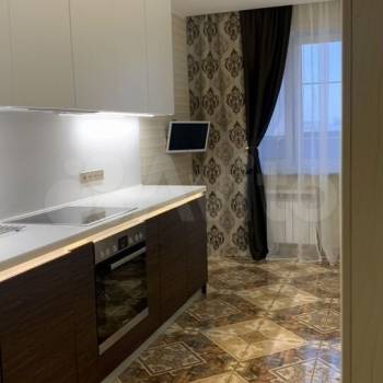 Сдается 1-комнатная квартира, 40 м²