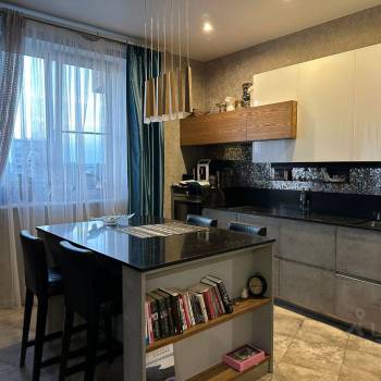 Продается Многокомнатная квартира, 146 м²