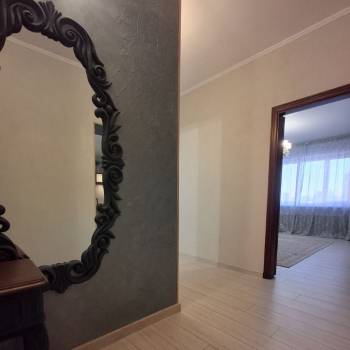 Сдается 2-х комнатная квартира, 80 м²