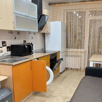 Сдается 1-комнатная квартира, 40 м²