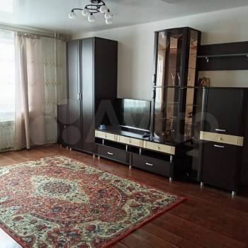 Сдается 2-х комнатная квартира, 76,6 м²