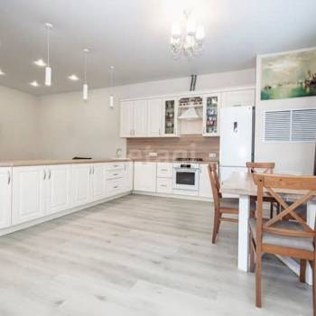 Продается Дом, 140 м²