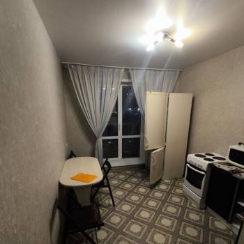 Сдается 1-комнатная квартира, 41 м²