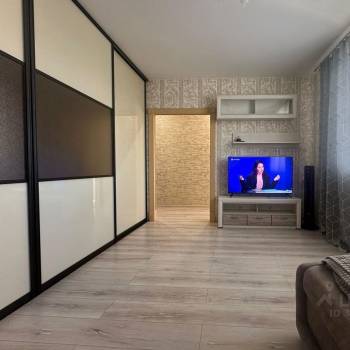 Сдается 1-комнатная квартира, 48 м²