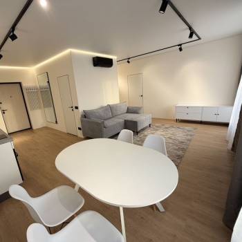 Продается 3-х комнатная квартира, 82 м²