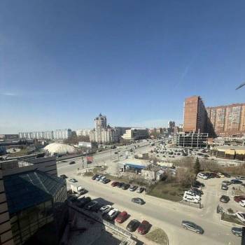 Продается 1-комнатная квартира, 56 м²