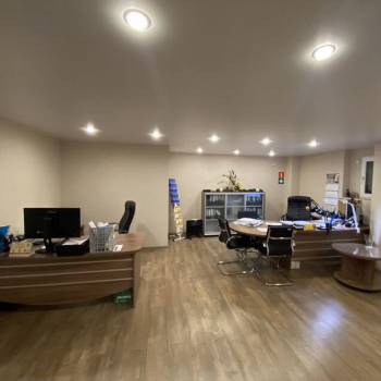 Сдается Нежилое помещение, 138 м²