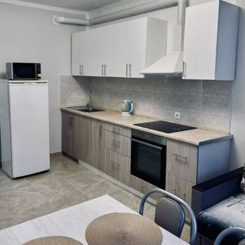 Сдается 1-комнатная квартира, 38 м²