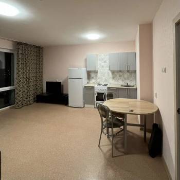 Сдается 1-комнатная квартира, 33 м²