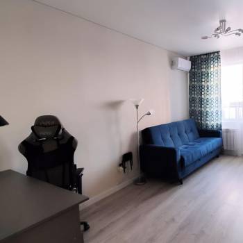 Сдается 1-комнатная квартира, 38 м²