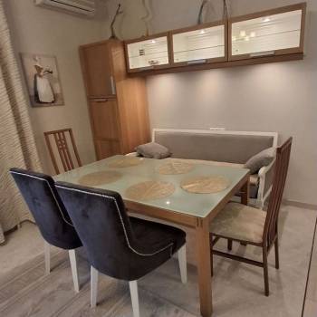 Сдается 2-х комнатная квартира, 80 м²