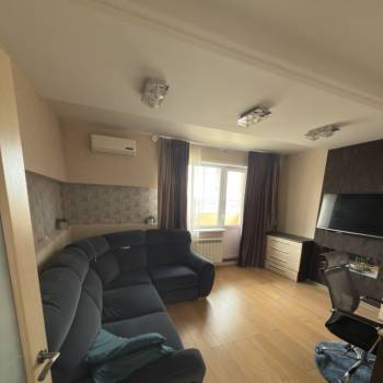 Продается 1-комнатная квартира, 45,7 м²