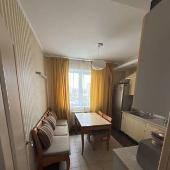 Продается 1-комнатная квартира, 45,7 м²