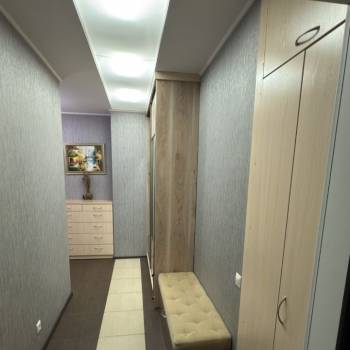 Продается 1-комнатная квартира, 45,7 м²