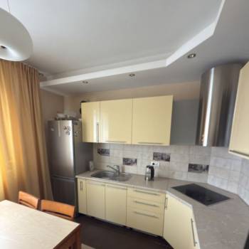 Продается 1-комнатная квартира, 45,7 м²