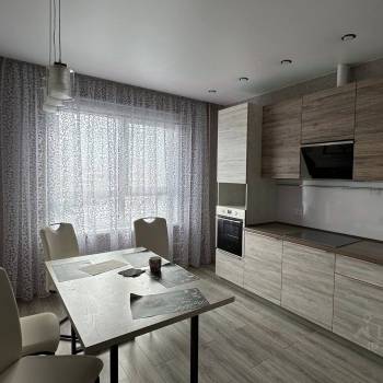 Сдается 2-х комнатная квартира, 57,4 м²