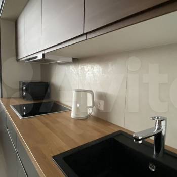 Сдается 1-комнатная квартира, 55 м²