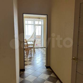 Продается 1-комнатная квартира, 42 м²