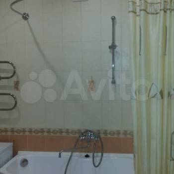 Сдается 2-х комнатная квартира, 74 м²