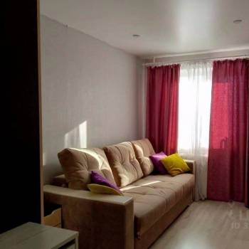 Продается Многокомнатная квартира, 74,2 м²