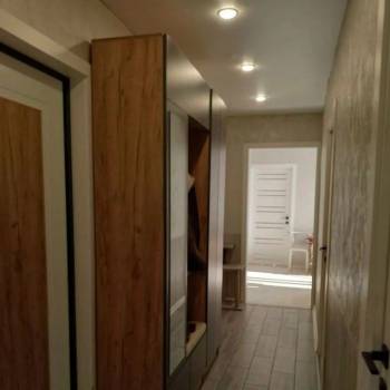 Продается Многокомнатная квартира, 74,2 м²