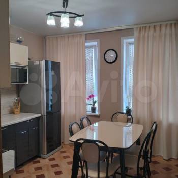 Продается 3-х комнатная квартира, 72,4 м²