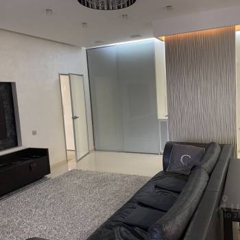 Сдается 2-х комнатная квартира, 75 м²