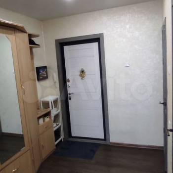 Продается 1-комнатная квартира, 56 м²