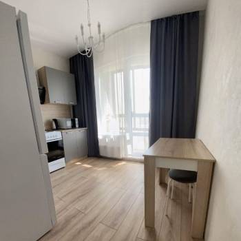 Продается 1-комнатная квартира, 39,2 м²