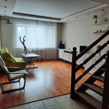 Сдается Многокомнатная квартира, 90 м²