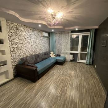 Сдается 1-комнатная квартира, 46 м²