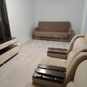 Сдается 1-комнатная квартира, 43 м²