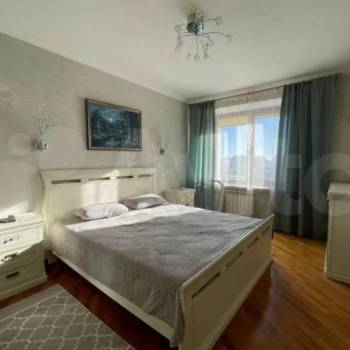 Сдается 2-х комнатная квартира, 75 м²