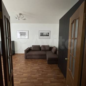 Сдается 1-комнатная квартира, 40,6 м²