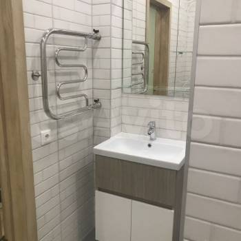 Сдается 1-комнатная квартира, 38 м²