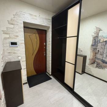 Продается 2-х комнатная квартира, 71,5 м²